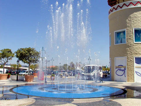 04 - Fountains at Algarve Shopping