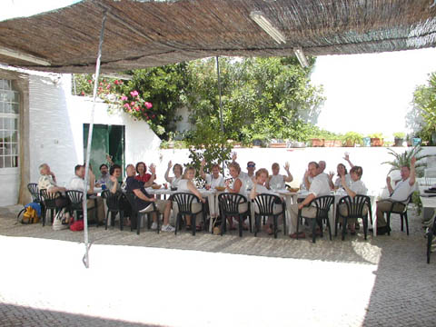 01b - Eating lunch in Loule