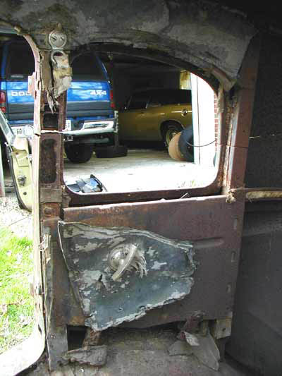 inside-looking-right